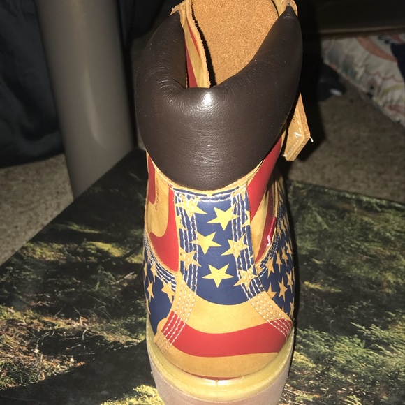 💰SOLD💰Supreme Stars and Stripes Timberland Boots - Picture 6 of 8